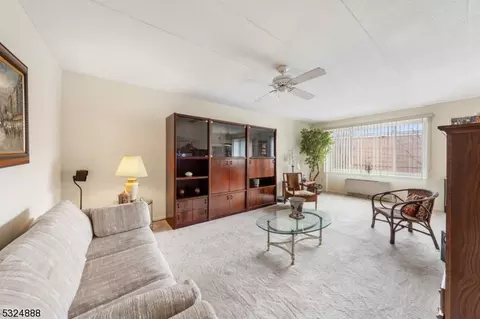 190 Morris Ave #2A, Springfield, NJ 07081 photo 2