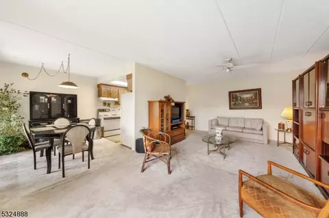 190 Morris Ave #2A, Springfield, NJ 07081