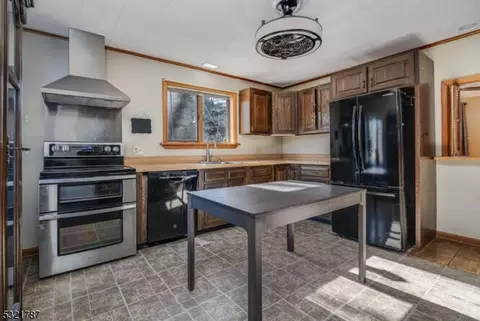 101 Blossom Rd, Hampton, NJ 08827 photo 2