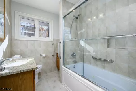 25 Beverly Rd, Summit, NJ 07901 photo 34