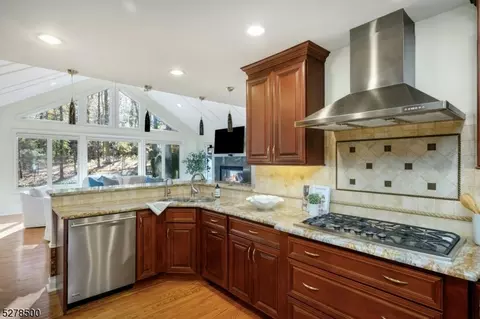 25 Beverly Rd, Summit, NJ 07901 photo 19