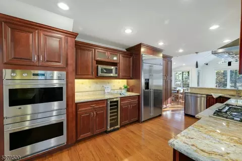 25 Beverly Rd, Summit, NJ 07901 photo 21