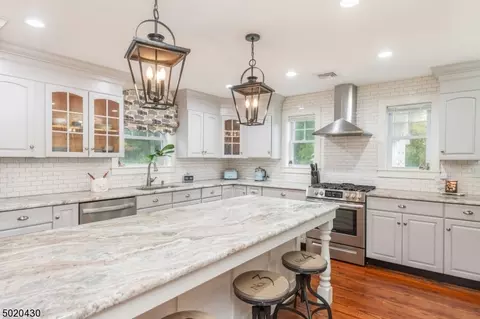 28 Pelletown Rd, Frankford, NJ 07822