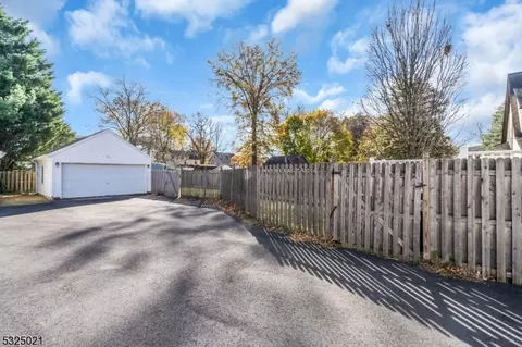 913 Stelle Ave, Plainfield, NJ 07063 photo 32