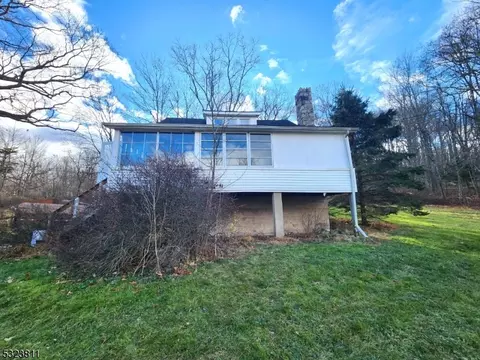 90 Wantage Ave, Branchville, NJ 07826