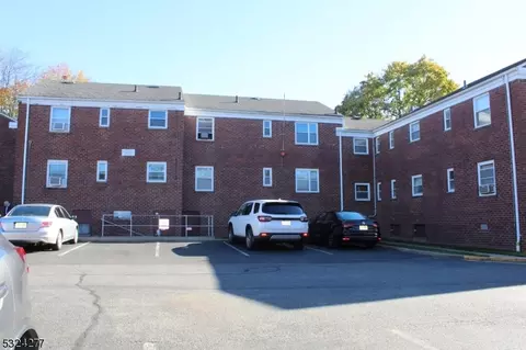 480 Crestwood Ave #36, Hackensack, NJ 07601 photo 17