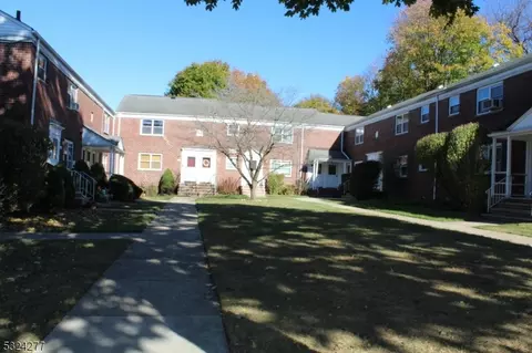 480 Crestwood Ave #36, Hackensack, NJ 07601 photo 18