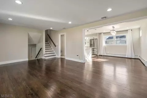11 King Ct, Wayne, NJ 07470 photo 8