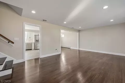11 King Ct, Wayne, NJ 07470 photo 7
