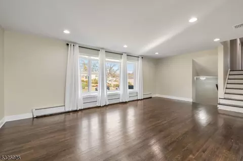 11 King Ct, Wayne, NJ 07470 photo 5