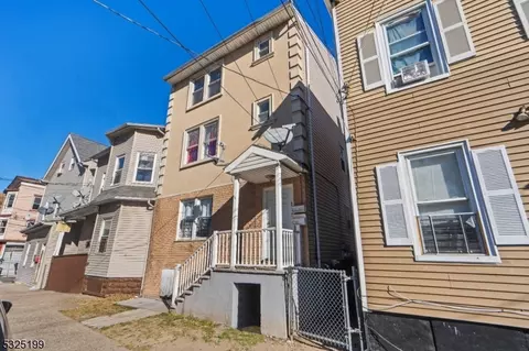 132 E Main St, Paterson, NJ 07522