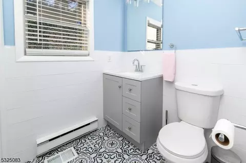 203 E Main St, Prospect Park, NJ 07508 photo 8