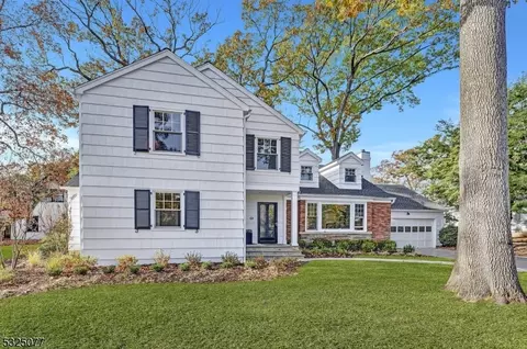 40 Forest Ave, Glen Ridge, NJ 07028
