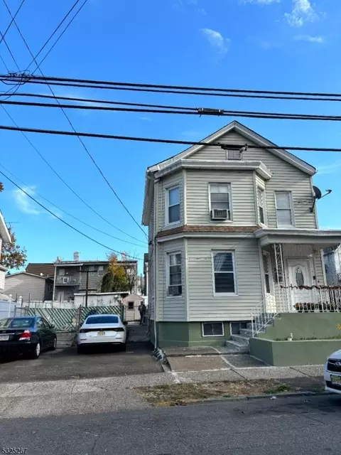 559-563 E 24th St, Paterson, NJ 07514