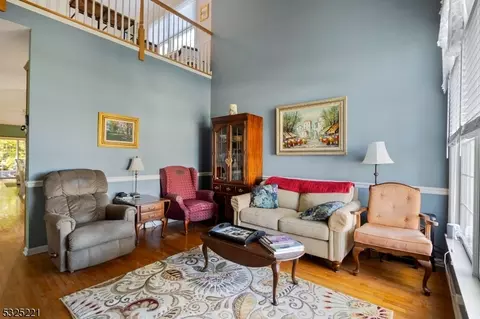 19 Spring Hollow Rd, Wantage, NJ 07461 photo 2