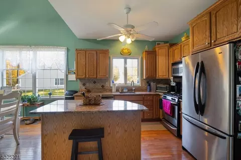 19 Spring Hollow Rd, Wantage, NJ 07461 photo 18