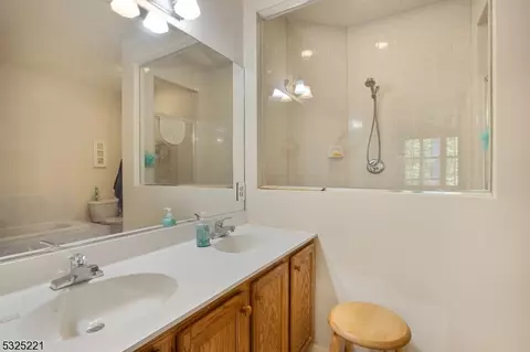 19 Spring Hollow Rd, Wantage, NJ 07461 photo 8