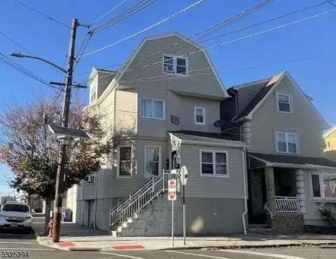 153 Devon St, Kearny, NJ 07032