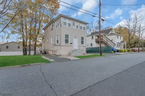 66 Stanley Rd, Caldwell, NJ 07006