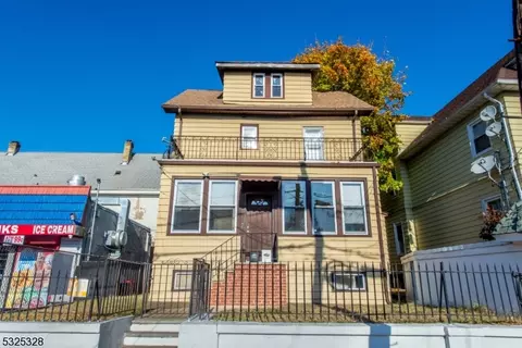 190 Highland Ave, Clifton, NJ 07011