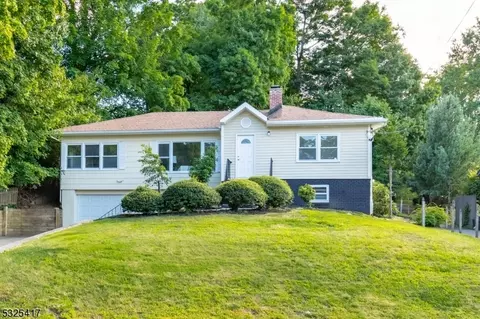 194 Westville Ave, Caldwell, NJ 07006