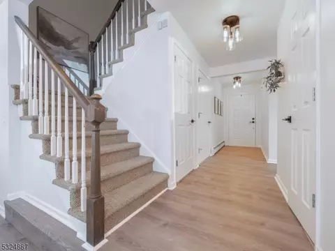 3 Black Briar Ln, Wayne, NJ 07470 photo 18