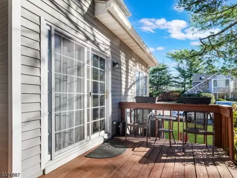 3 Black Briar Ln, Wayne, NJ 07470 photo 30