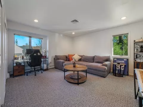 3 Black Briar Ln, Wayne, NJ 07470 photo 27