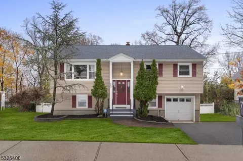 7 Venna Ave, North Haledon, NJ 07508