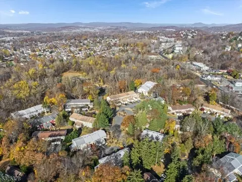 91 Lexington Ln, Wayne, NJ 07470 photo 29