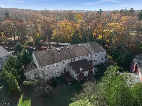 91 Lexington Ln, Wayne, NJ 07470 photo 28