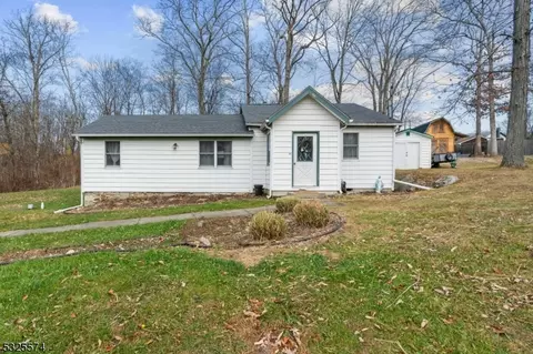 25 Longbridge Rd, Branchville, NJ 07826