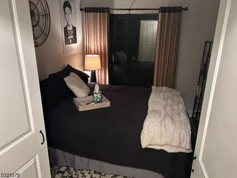 19 Hillside Ct, Clinton, NJ 08809 photo 10
