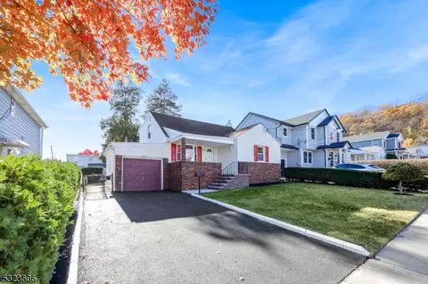 123 Stanley St, Clifton, NJ 07013