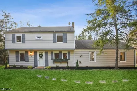 57 Main St, Peapack Gladstone Boro, NJ 07977