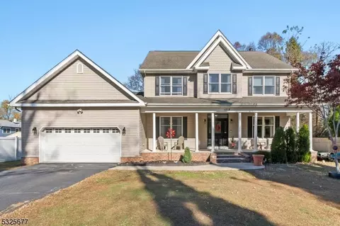 1018 Jefferson Ave, Manasquan, NJ 08736