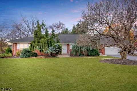 3 Orchard Rd, Piscataway, NJ 08854