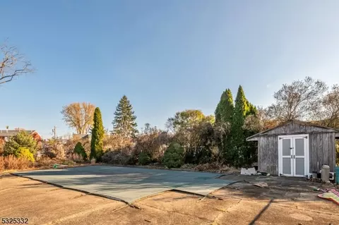 39 Burnside Pl, Wanaque Boro, NJ 07420 photo 24