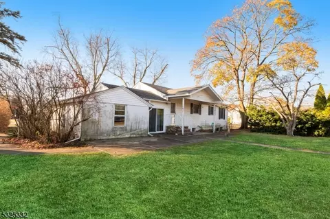 39 Burnside Pl, Wanaque Boro, NJ 07420 photo 27