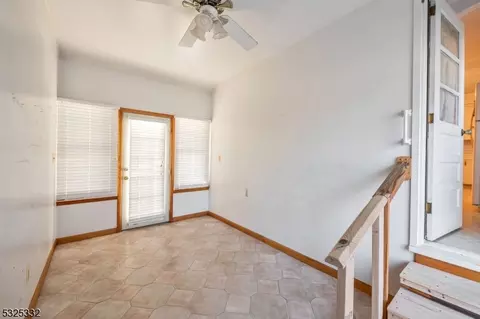 39 Burnside Pl, Wanaque Boro, NJ 07420 photo 17