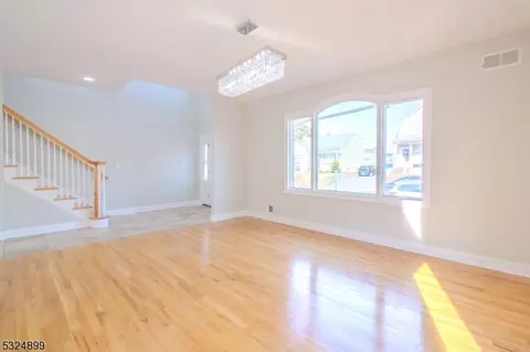 63 Milton Ave, Nutley, NJ 07110 photo 3