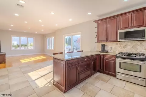 63 Milton Ave, Nutley, NJ 07110 photo 9