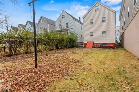 90 Richard St, Passaic, NJ 07055 photo 32