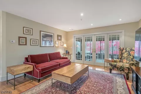 108 Algonquin Trl, Wayne, NJ 07470 photo 14