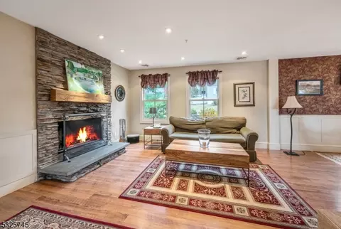 108 Algonquin Trl, Wayne, NJ 07470 photo 11