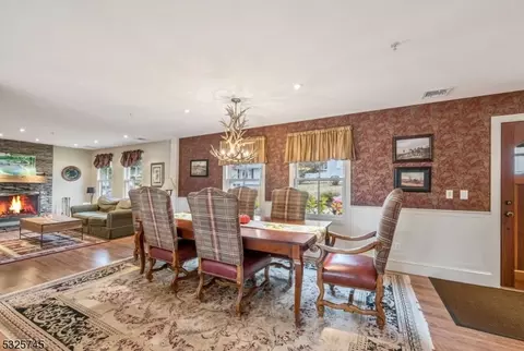 108 Algonquin Trl, Wayne, NJ 07470 photo 7