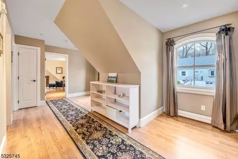 108 Algonquin Trl, Wayne, NJ 07470 photo 22