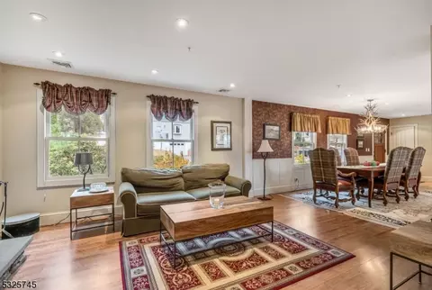 108 Algonquin Trl, Wayne, NJ 07470 photo 9