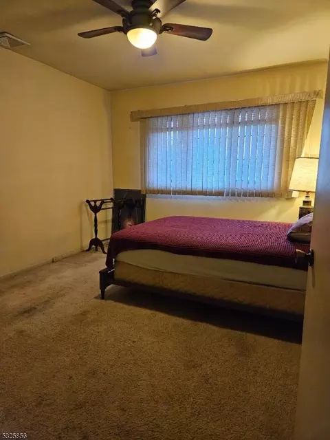 88 Glen Ave, Paramus, NJ 07652 photo 25