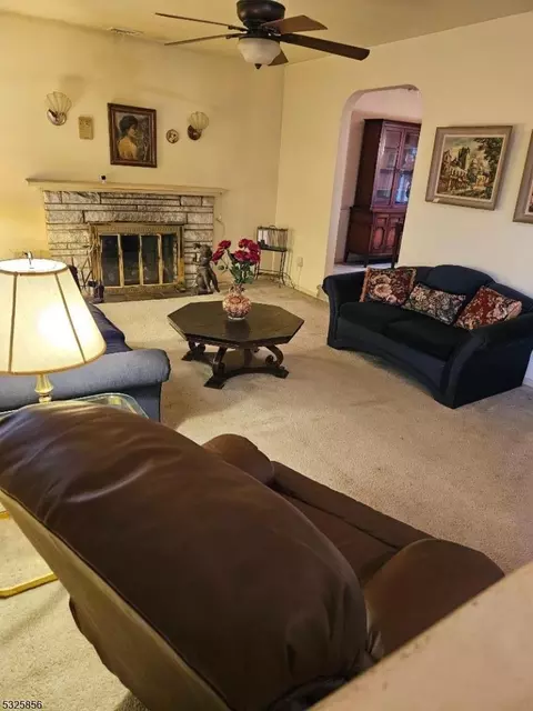 88 Glen Ave, Paramus, NJ 07652 photo 6